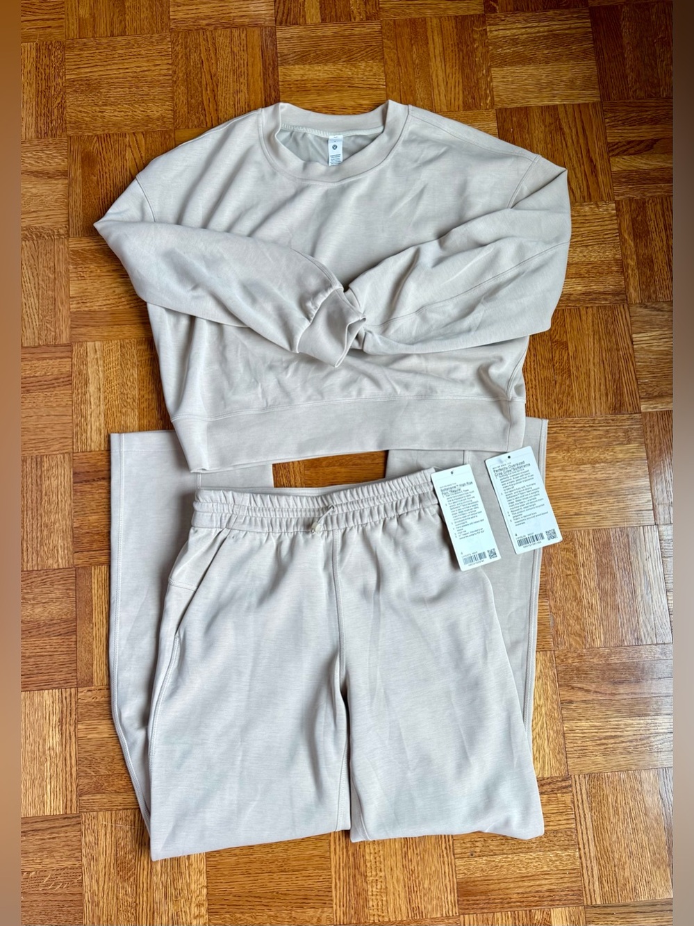 NWT Lululemon — Softstreme Perfectly Oversized Cropped Crew and High Rise Pant